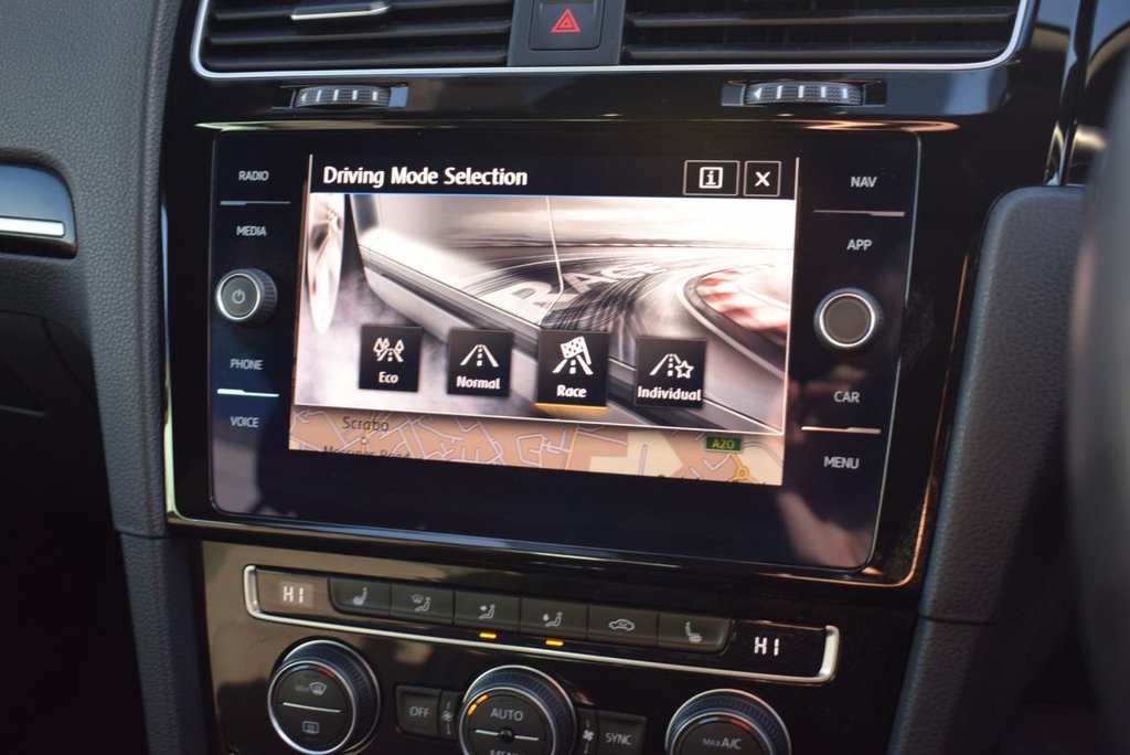 Used Volkswagen Golf 2019 for sale - 77355700: Photo 22