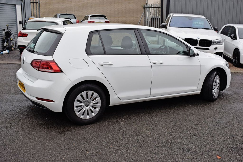 Used Volkswagen Golf 2018 for sale - 76535534: Photo 4