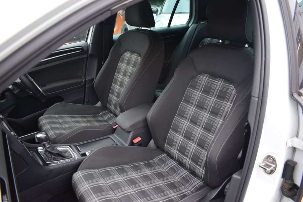 Used Volkswagen Golf 2016 for sale - 76266758: Photo 14