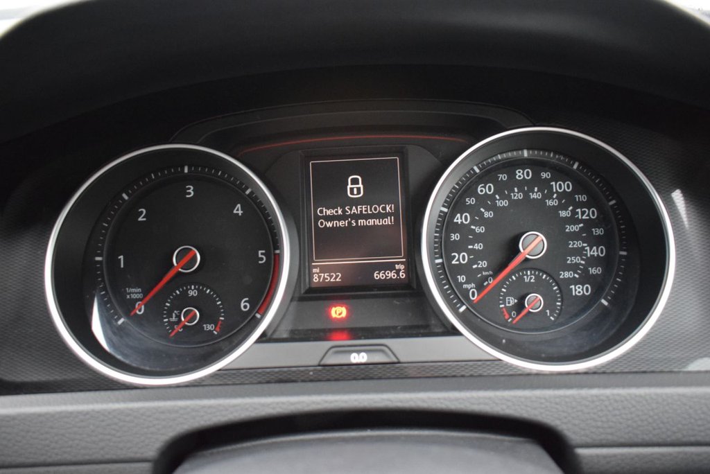Used Volkswagen Golf 2016 for sale - 76266758: Photo 22