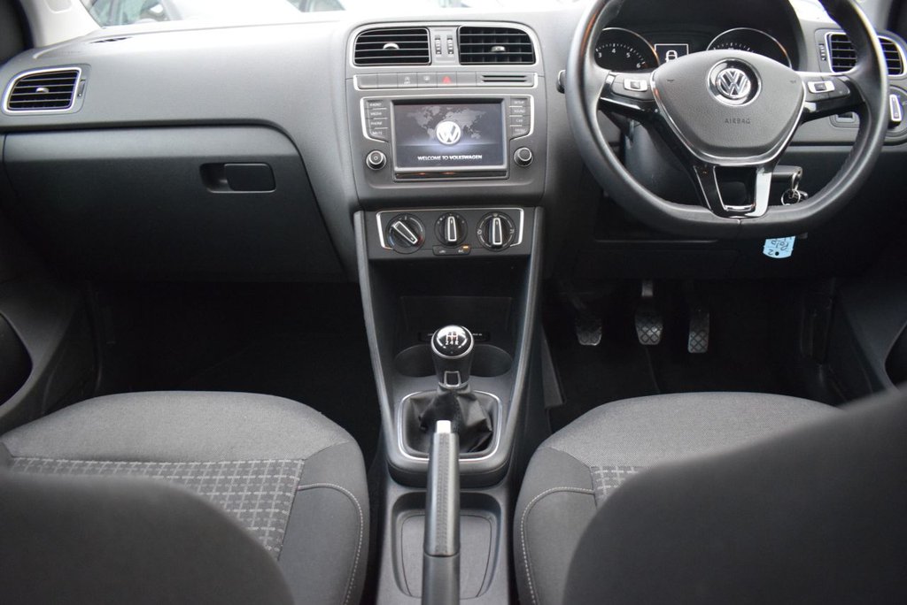 Used Volkswagen Polo 2015 for sale - 77139421: Photo 15