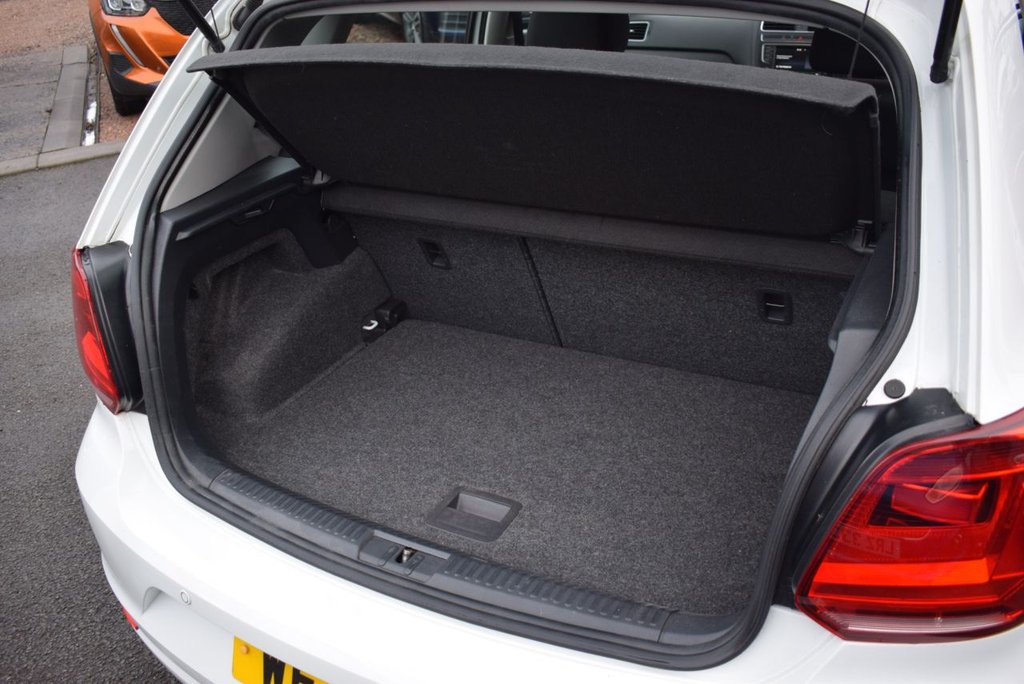 Used Volkswagen Polo 2015 for sale - 77139421: Photo 24