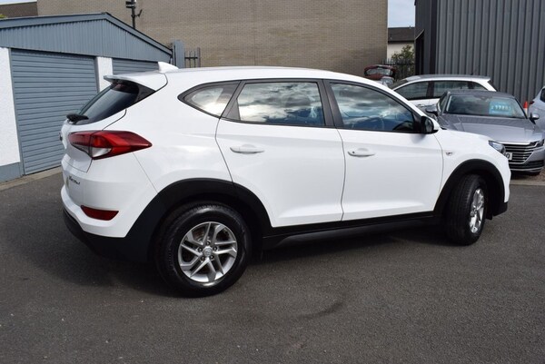 Used Hyundai TUCSON 2017 for sale - 76028978: Photo 4