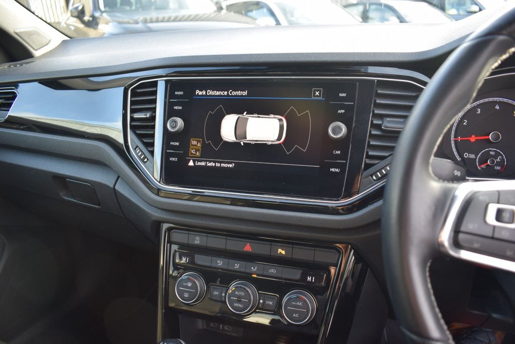 Used Volkswagen T-Roc 2022 for sale - 77355705: Photo 22