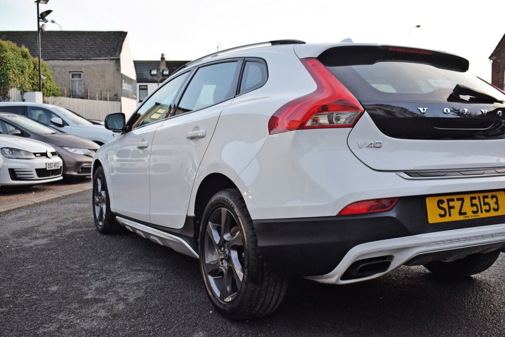 Used Volvo V40 2014 for sale - 76698070: Photo 10