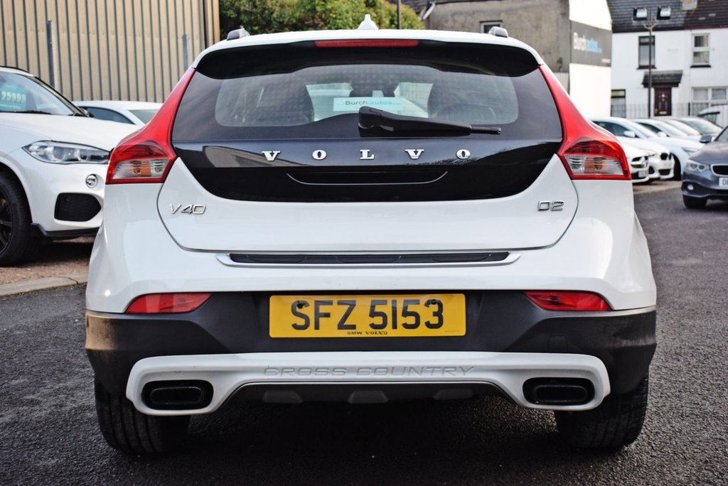 Used Volvo V40 2014 for sale - 76698070: Photo 4