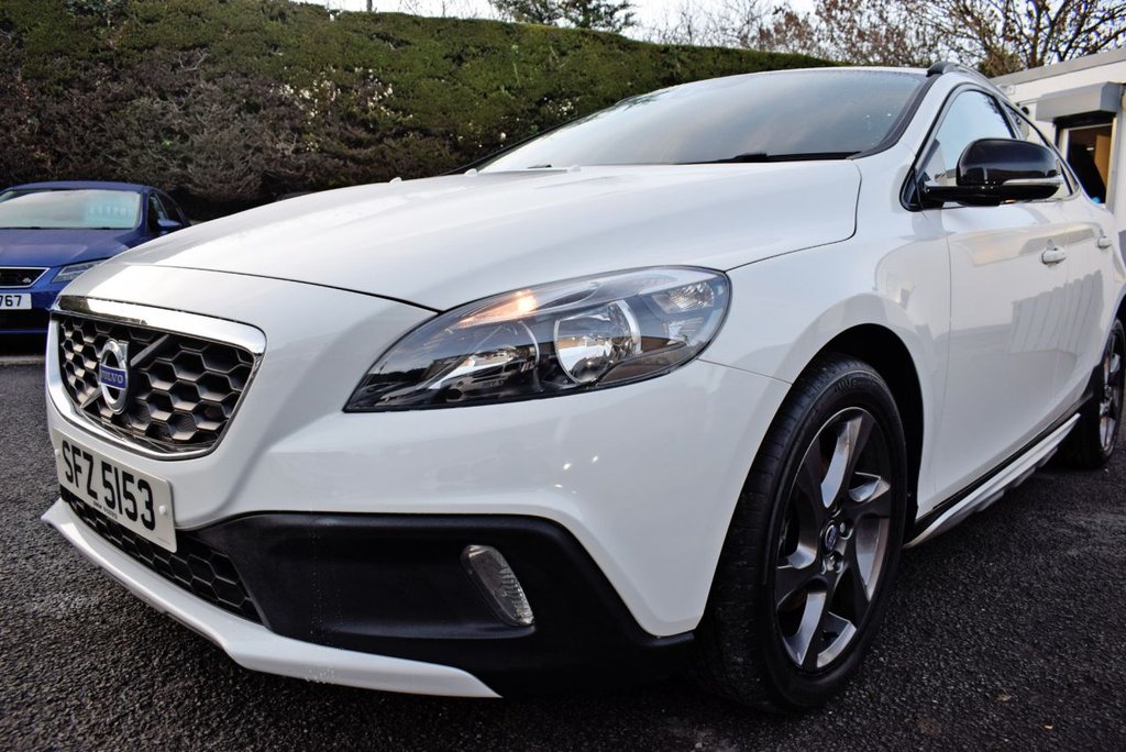 Used Volvo V40 2014 for sale - 76698070: Photo 7