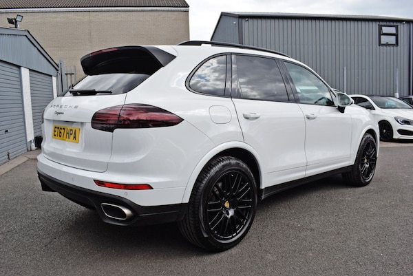 Used Porsche Cayenne 2018 for sale - 76303737: Photo 4