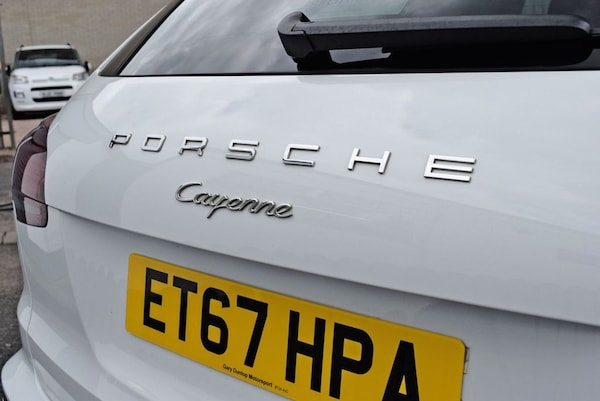 Used Porsche Cayenne 2018 for sale - 75654447: Photo 12