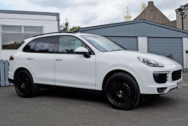 Used Porsche Cayenne 2018 for sale - 75654447: Photo 3