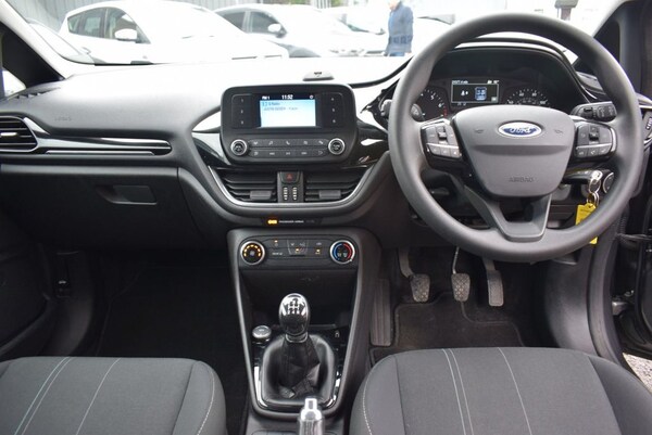 Used Ford Fiesta 2018 for sale - 76147423: Photo 15