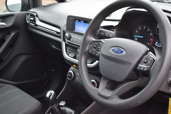Used Ford Fiesta 2018 for sale - 76147423: Photo 23