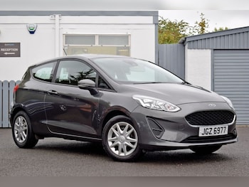 Used Ford Fiesta 2018 for sale - 76147423: Photo 2