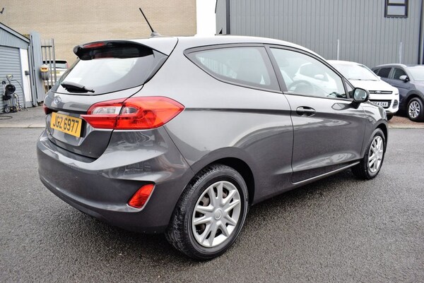 Used Ford Fiesta 2018 for sale - 76147423: Photo 4