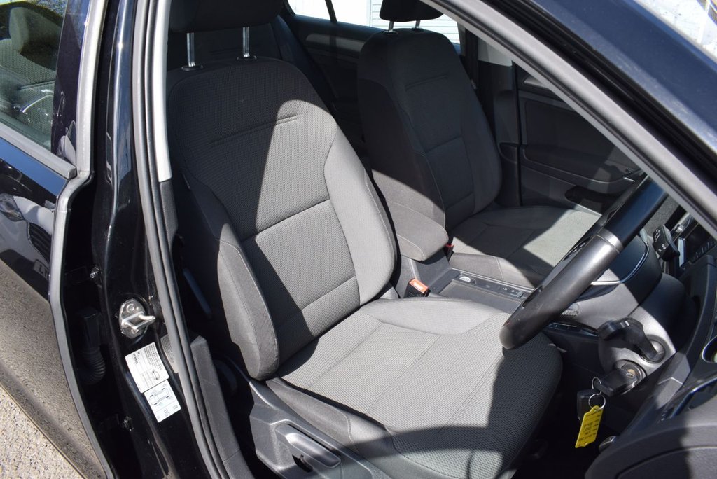 Used Volkswagen Golf 2015 for sale - 78180839: Photo 15