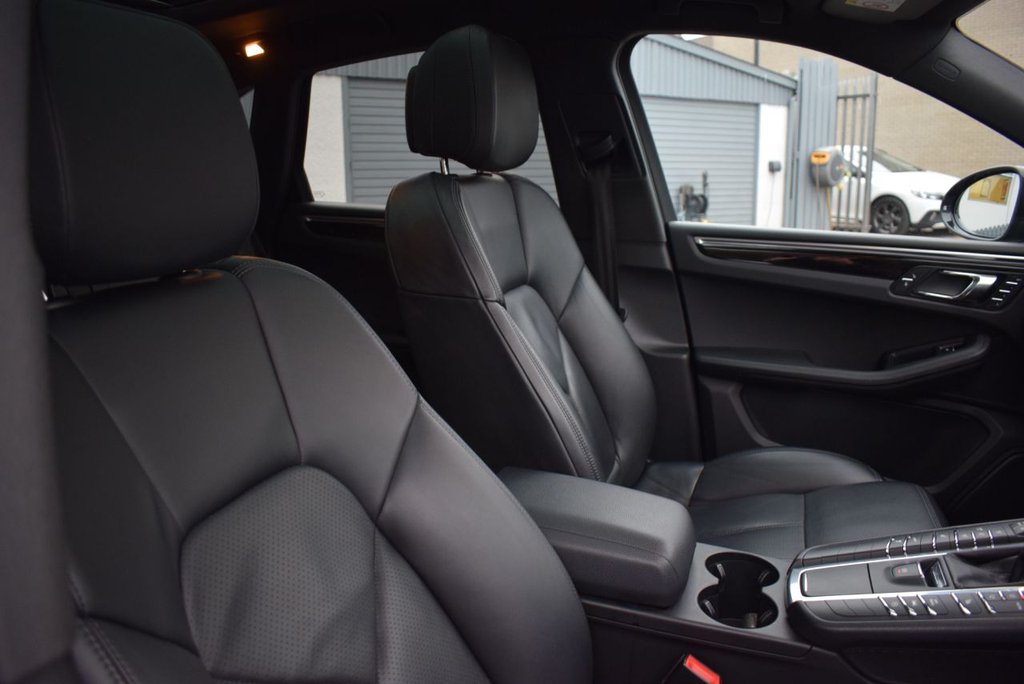 Used Porsche Macan 2016 for sale - 76303605: Photo 22