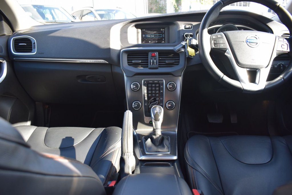 Used Volvo V40 2014 for sale - 78095929: Photo 17