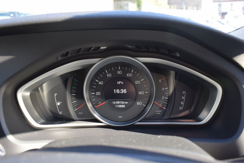 Used Volvo V40 2014 for sale - 78095929: Photo 20