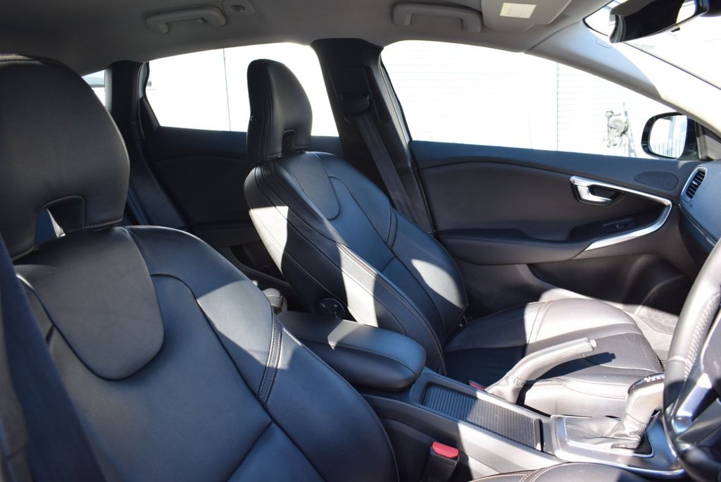 Used Volvo V40 2014 for sale - 78095929: Photo 23