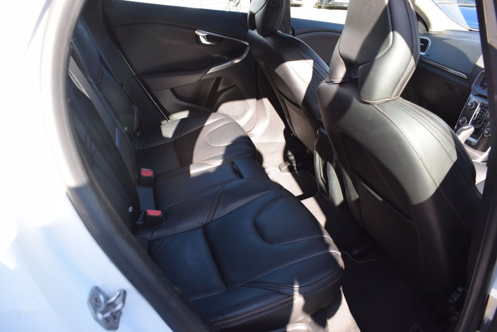 Used Volvo V40 2014 for sale - 78095929: Photo 24