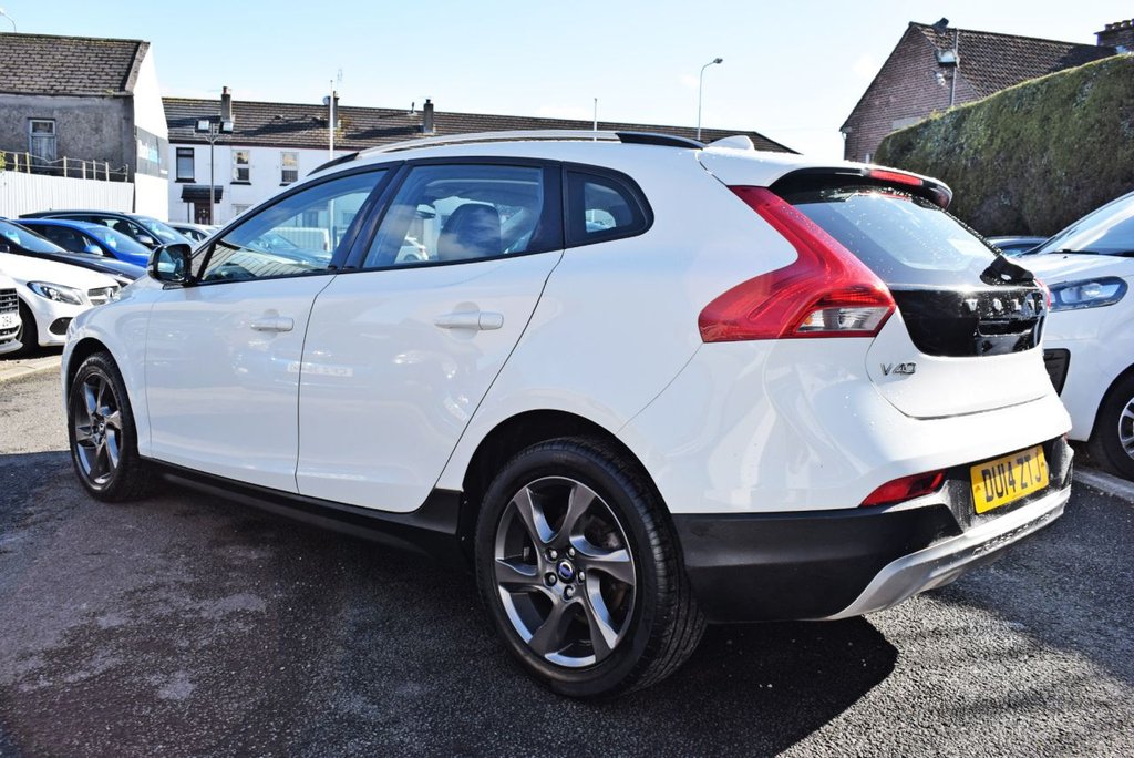 Used Volvo V40 2014 for sale - 78095929: Photo 6
