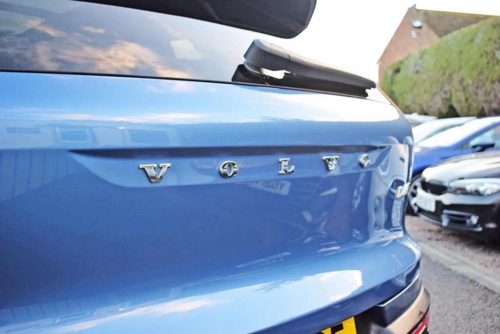 Used Volvo XC40 2018 for sale - 76724389: Photo 12