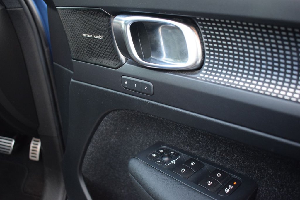 Used Volvo XC40 2018 for sale - 76724389: Photo 24