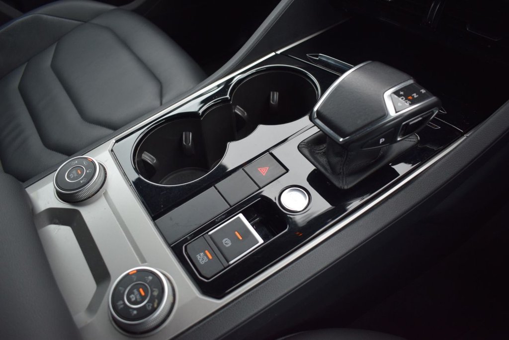 Used Volkswagen Touareg 2019 for sale - 77835059: Photo 21