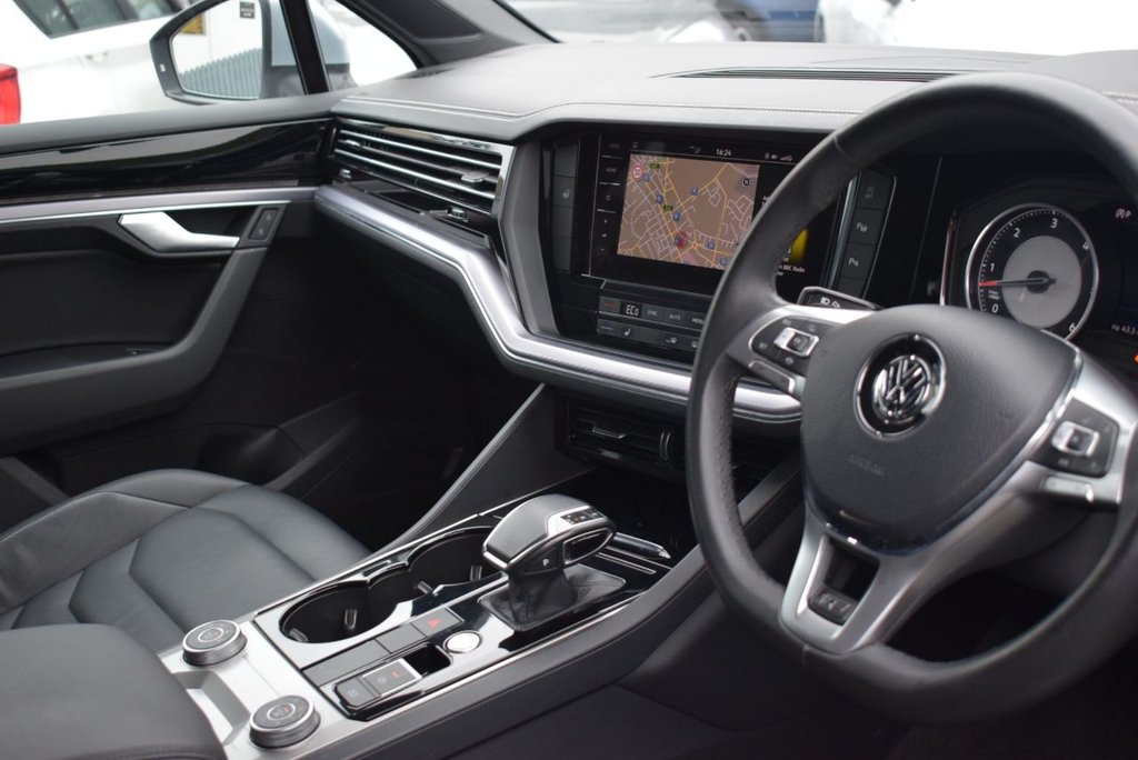 Used Volkswagen Touareg 2019 for sale - 77835059: Photo 28