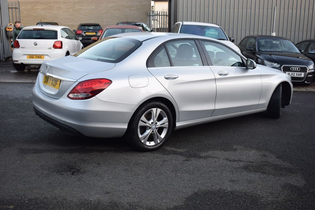 Used Mercedes-Benz C Class 2017 for sale - 77121753: Photo 2