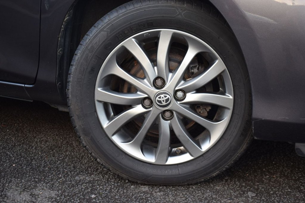 Used Toyota Yaris 2017 for sale - 76496255: Photo 11