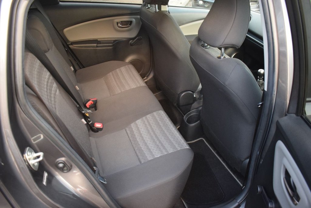 Used Toyota Yaris 2017 for sale - 76496255: Photo 14