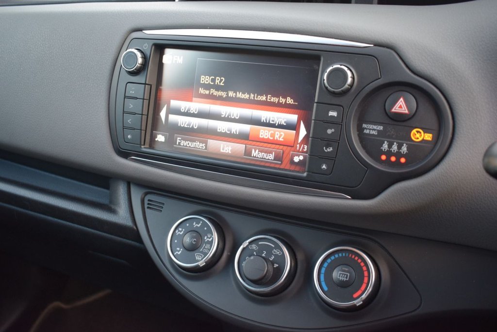 Used Toyota Yaris 2017 for sale - 76496255: Photo 18