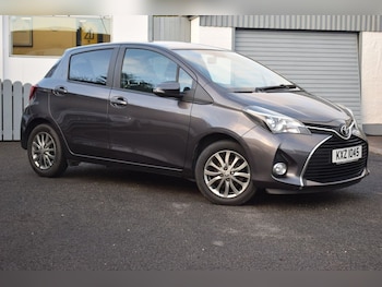 Used Toyota Yaris 2017 for sale - 76496255: Photo