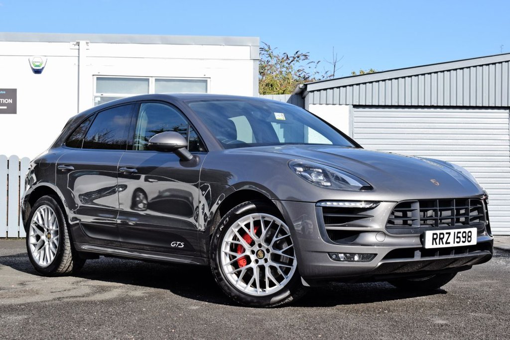 Used Porsche Macan 2018 for sale - 77806039: Photo 2