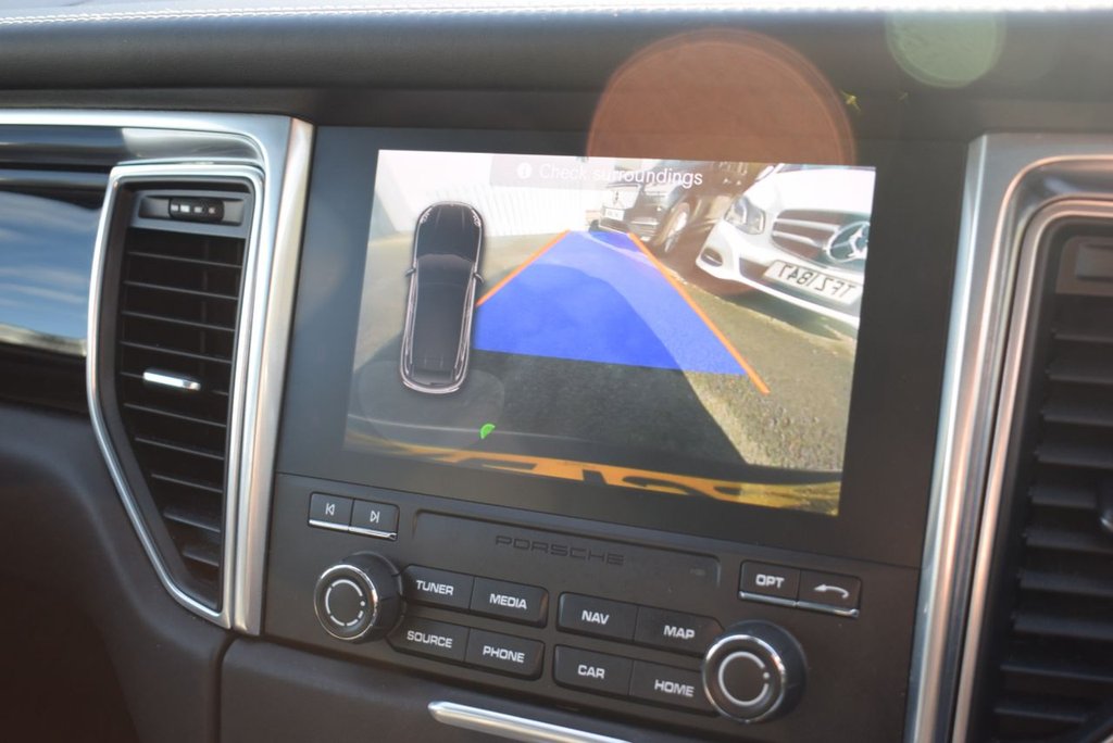 Used Porsche Macan 2018 for sale - 77806039: Photo 22