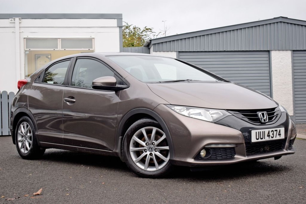 Used Honda Civic 2013 for sale - 76333879: Photo 2