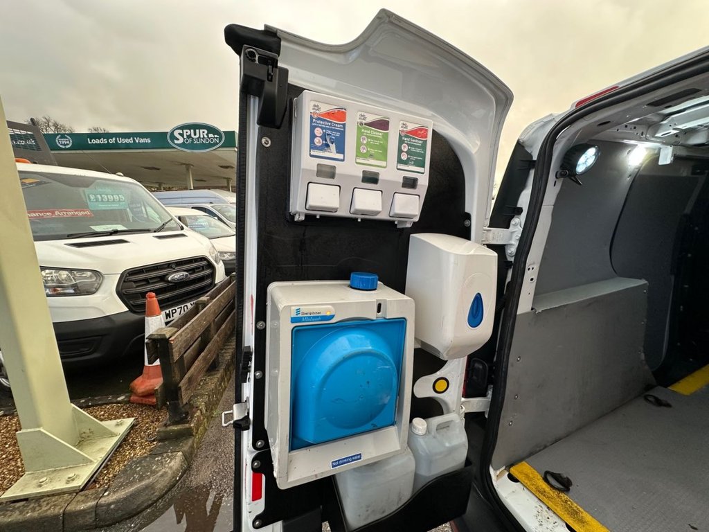 Used Ford Transit Connect 2018 for sale - 76454552: Photo 19