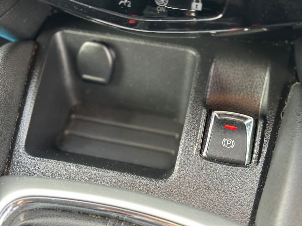 Used Nissan Qashqai 2015 for sale - 77733885: Photo 12