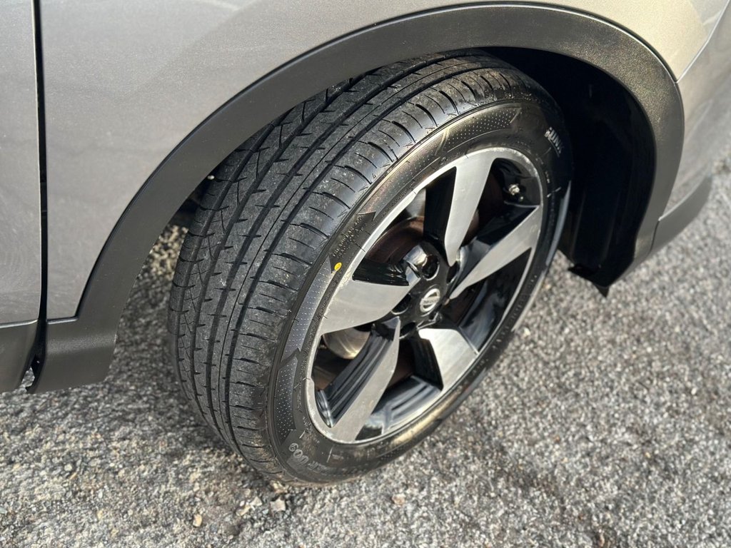 Used Nissan Qashqai 2015 for sale - 77733885: Photo 5