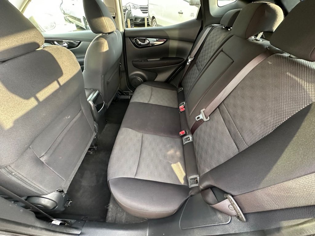 Used Nissan Qashqai 2015 for sale - 77733885: Photo 9