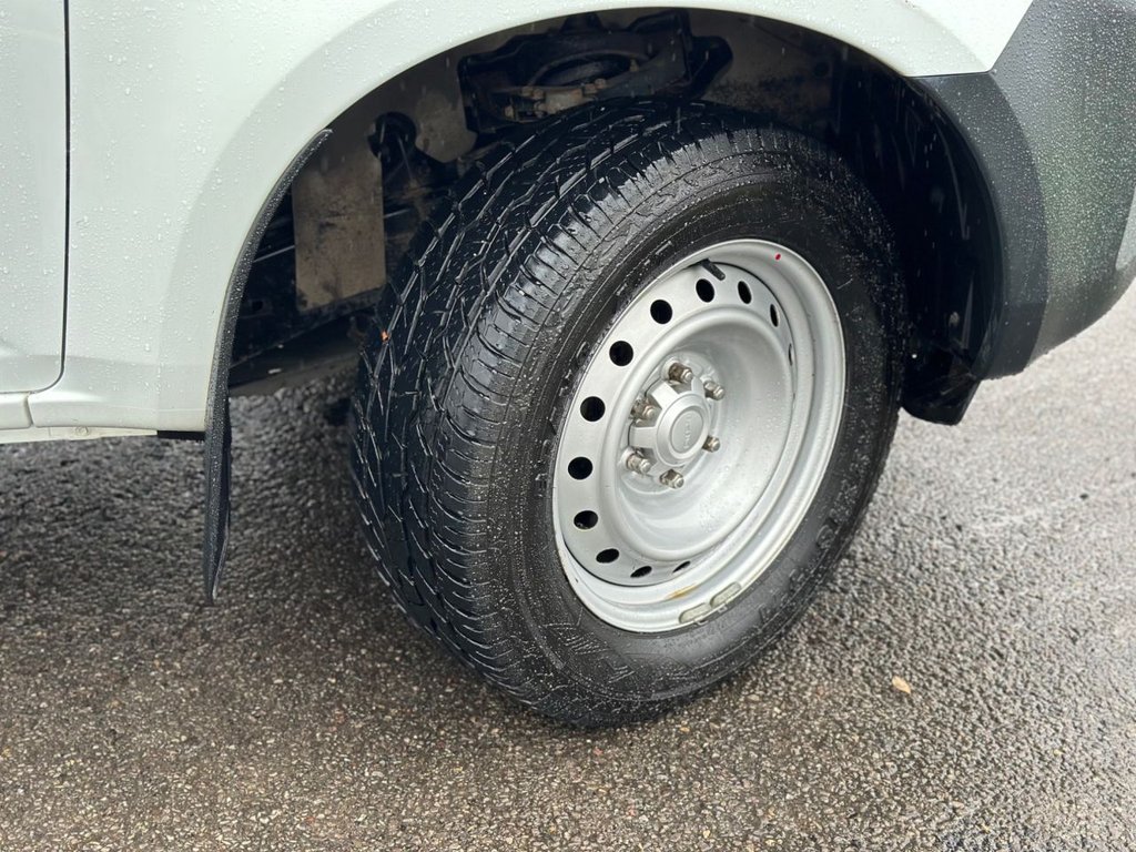 Used Isuzu D-Max 2021 for sale - 76434082: Photo 43