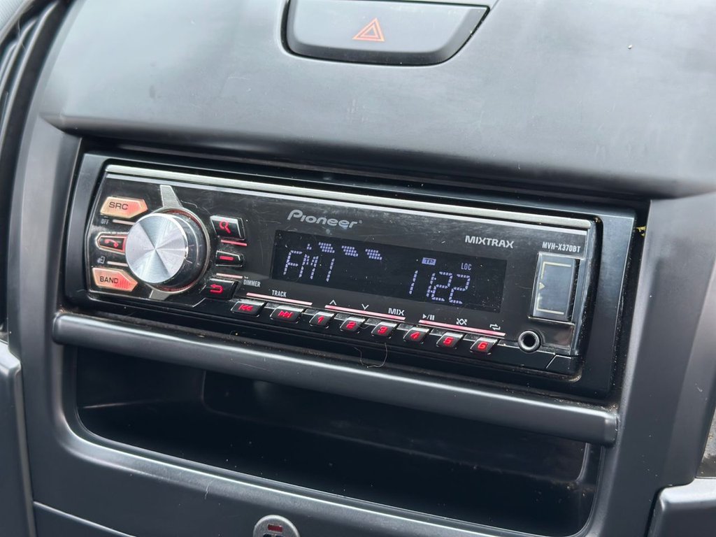 Used Isuzu D-Max 2016 for sale - 77463760: Photo 28