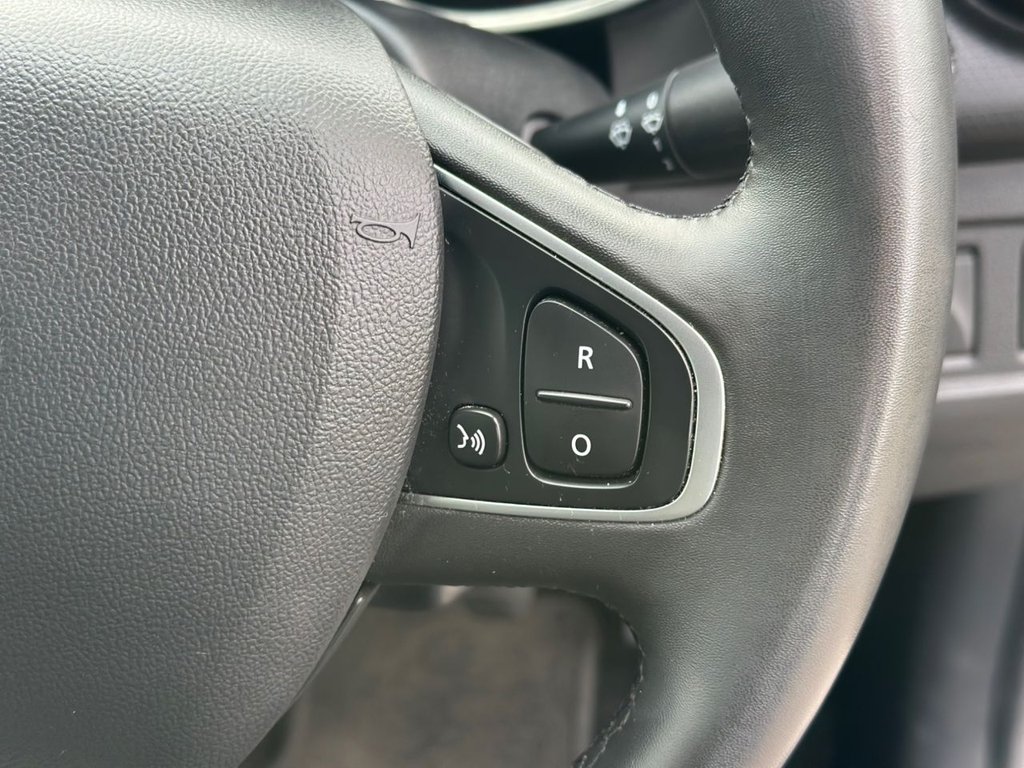 Used Renault Clio 2025 for sale - 76434097: Photo 20