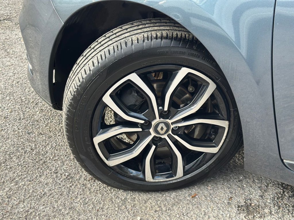 Used Renault Clio 2025 for sale - 76434097: Photo 23