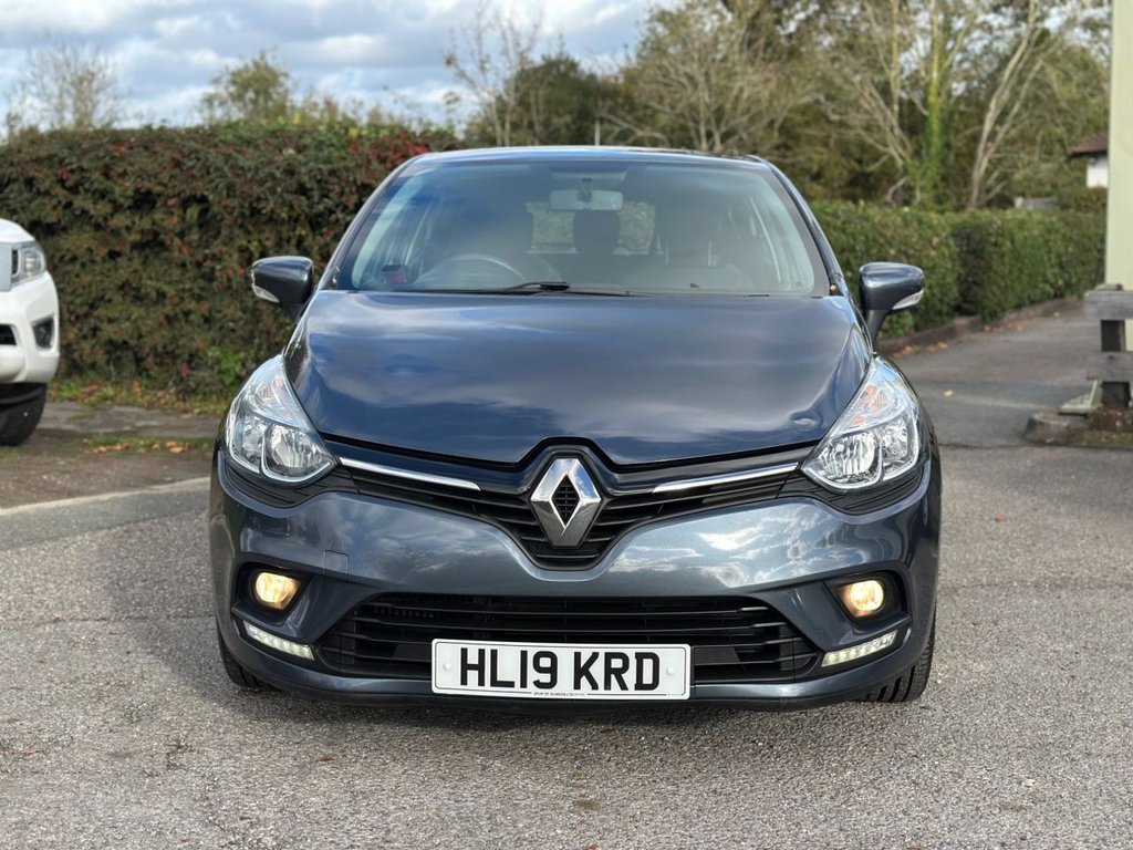 Used Renault Clio 2025 for sale - 76434097: Photo 6