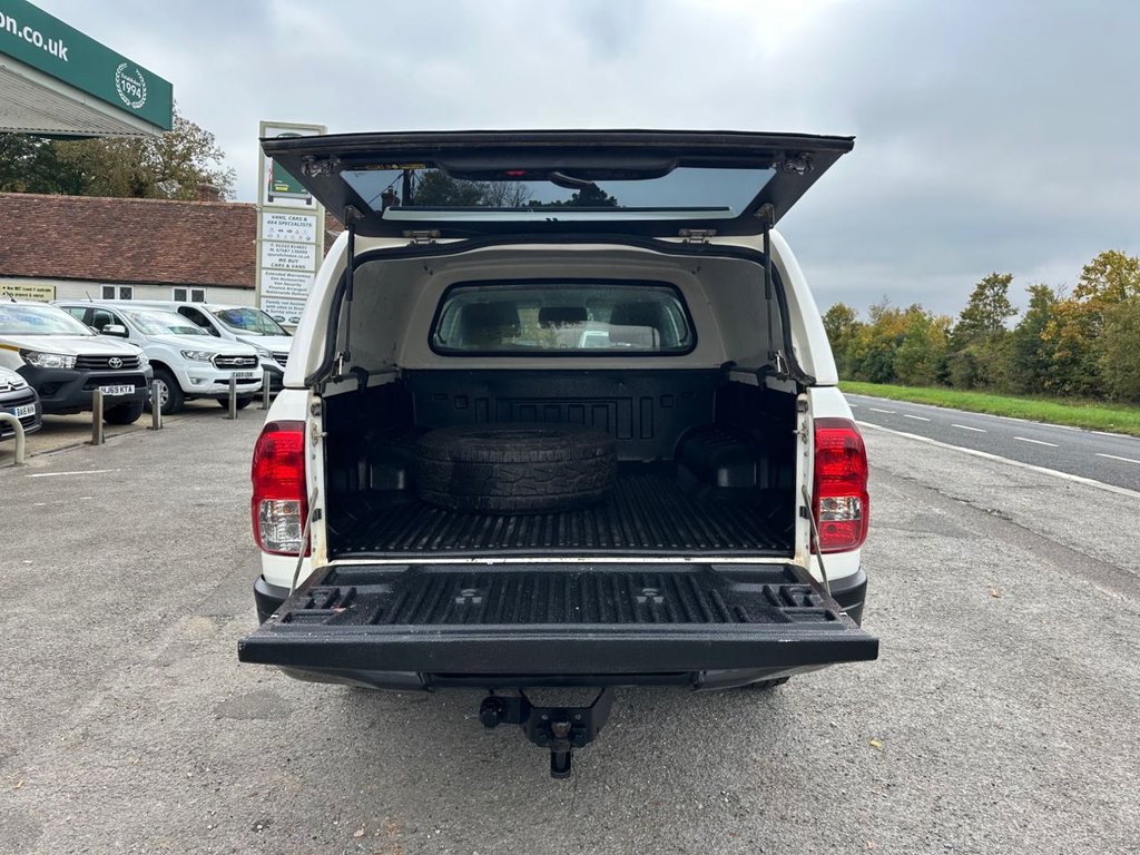 Used Toyota Hilux 2020 for sale - 76434099: Photo 6