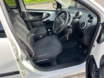 Used Peugeot 107 2013 for sale - 78351080: Photo