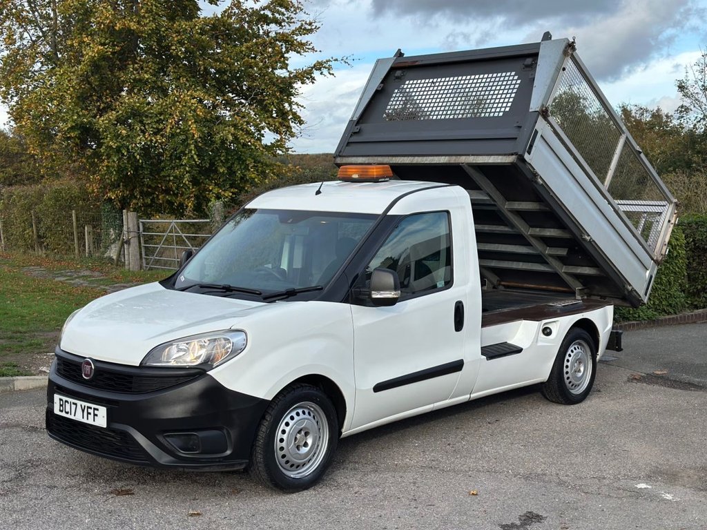 Used Fiat Doblo 2017 for sale - 77110525: Photo 4