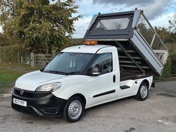 Used Fiat Doblo 2017 for sale - 77110525: Photo